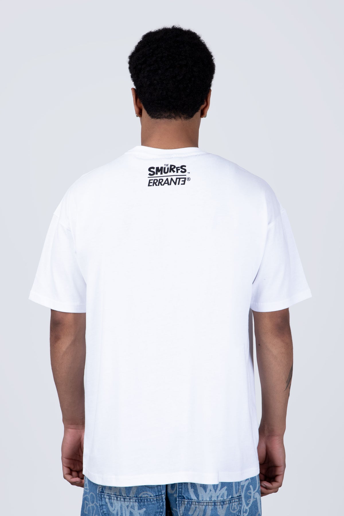 Polera Manga Corta Pitufos Angrysmurf Blanco