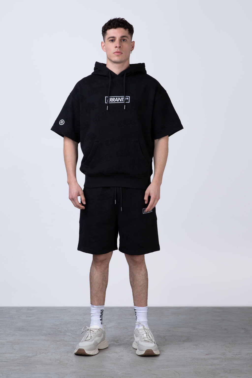 Poleron Hood Manga Corta Trilogydah Negro