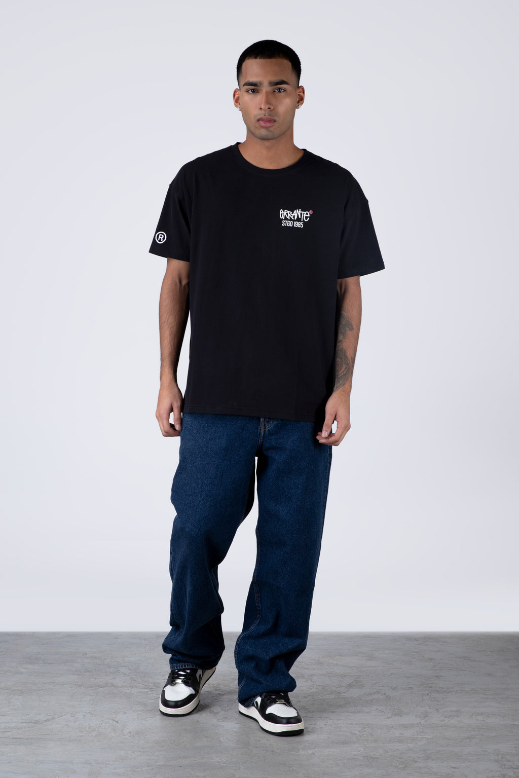 Polera Manga Corta Ecream Negro