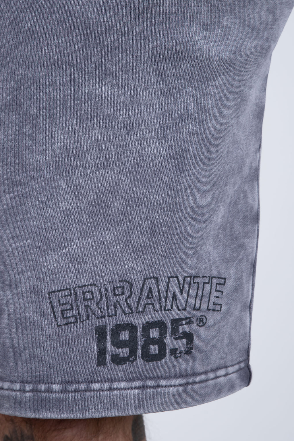 Short Pitch Gris
