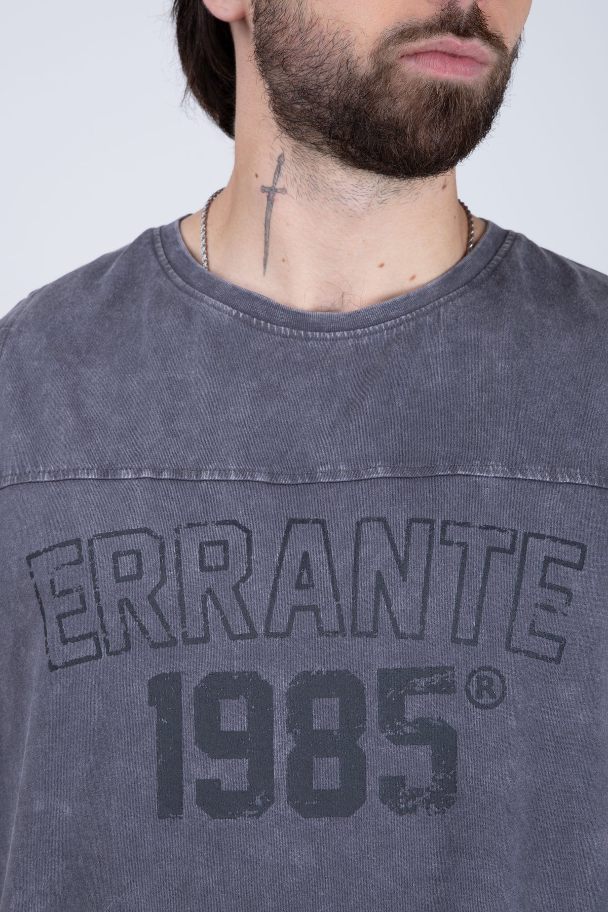 Polera Sin Manga Pitch Gris